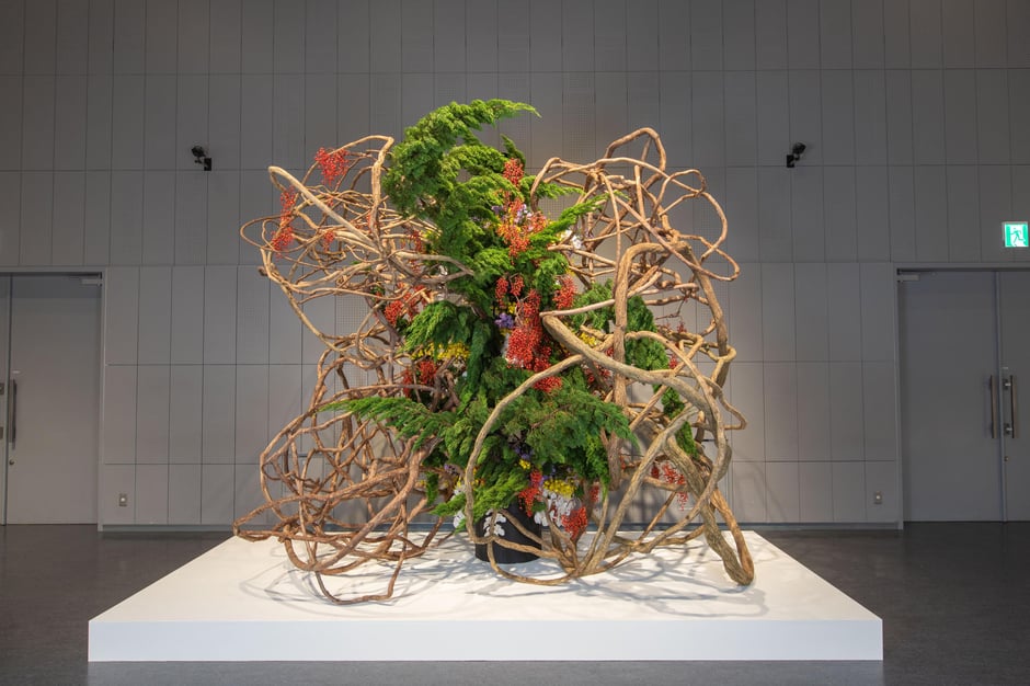 20221118_いけばな龍生展 植物の貌2022-001