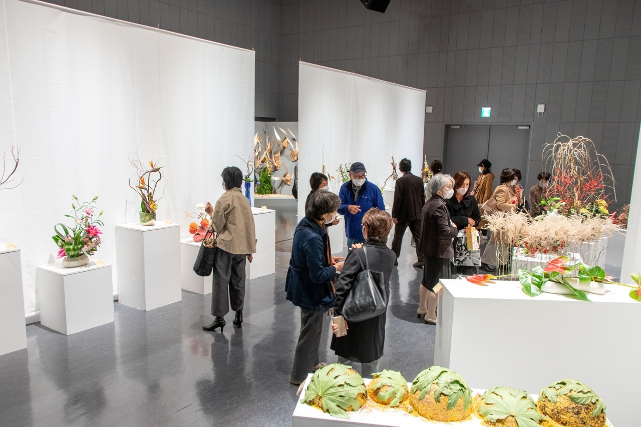 20211121_いけばな龍生展 植物の貌2021-002